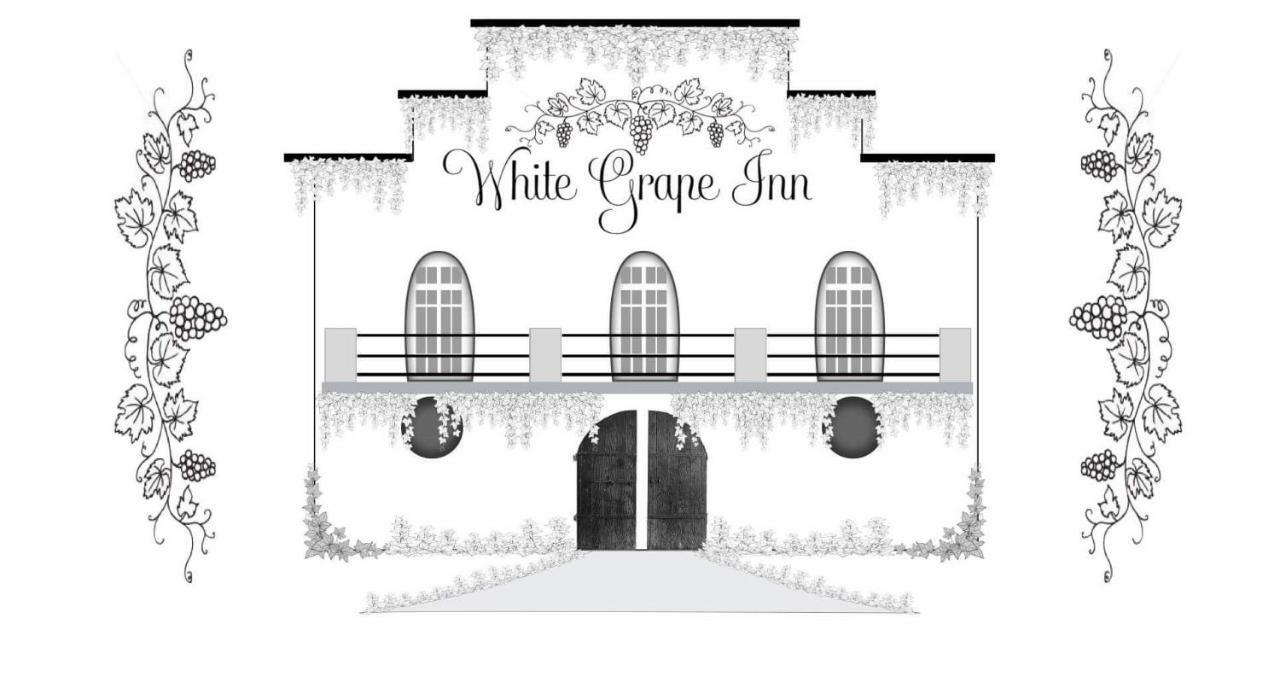 White Grape Inn Piégut-Pluviers Exteriör bild